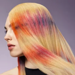 Gekleurd Haar^Revlon Professional 730 Golden Blonde