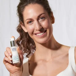 Dado Sens|Gezichtsverzorging^DADO SENS ANTI-PIGMENTATIESERUM, - voor huid met neiging tot hyperpigmentatie