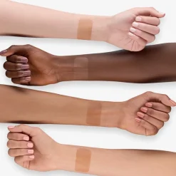 Make-Up Gezicht|Kwasten^Essence Baby Got Bronze