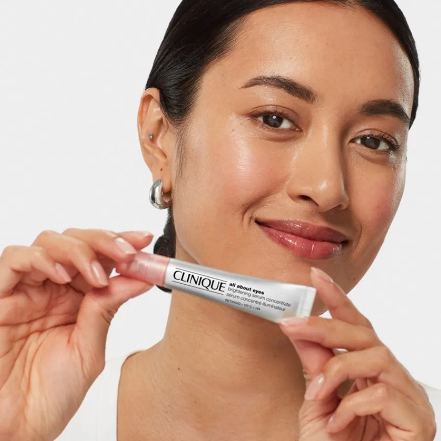 Oogserum^Clinique Brightening Serum Concenetrate
