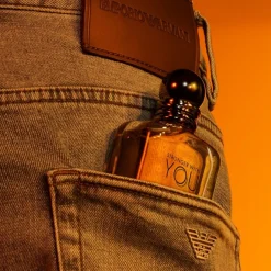 Luxe Herenparfum|Luxe Damesparfum^Armani Eau de Toilette Spray, Stronger With You