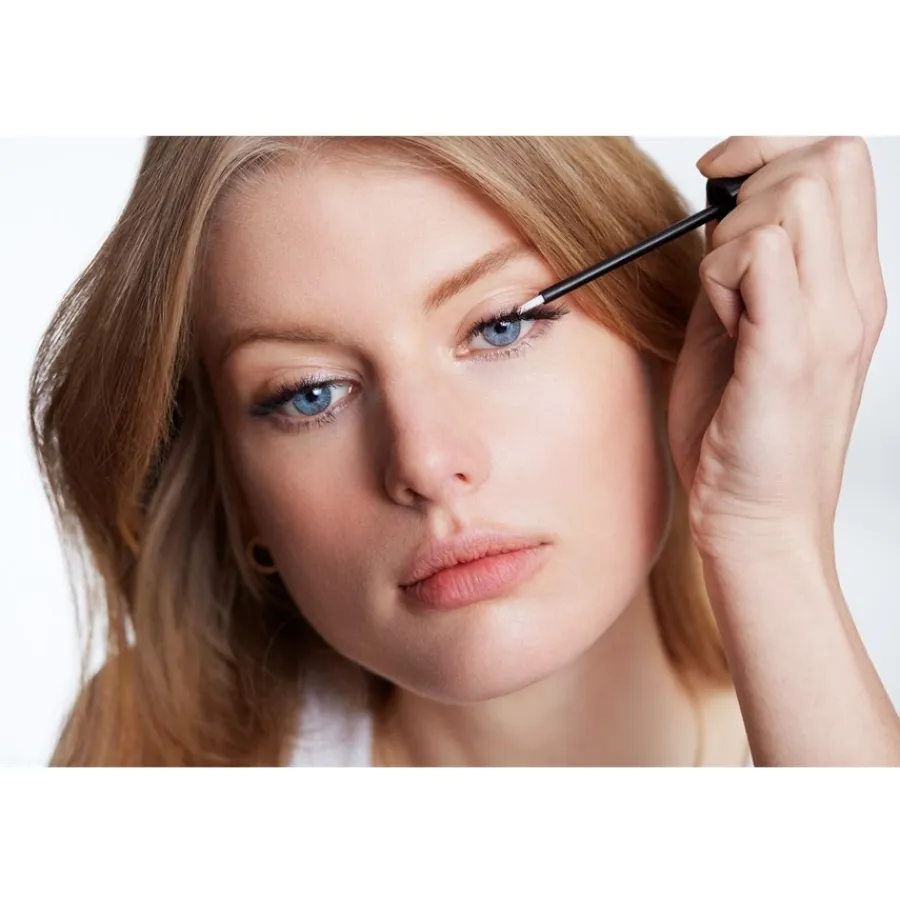 Wimperserum^M2 BEAUTÉ Eyelash Awakening Serum