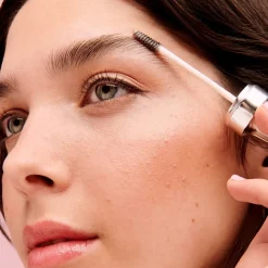 Wenkbrauwgel^Benefit Fluff Up Brow Wax Flexible Eyebrow Styling Wax