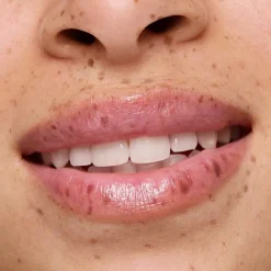 Lippen^Essence Fruity Lip Balm