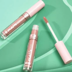 Ogen|Oogschaduw^Essence Matte Vloeibare Oogschaduw Waterproof