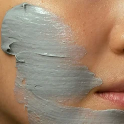 Gezichtsverzorging|Reinigende Maskers^MÁDARA Peel Creamy Clay AHA Peeling Mask