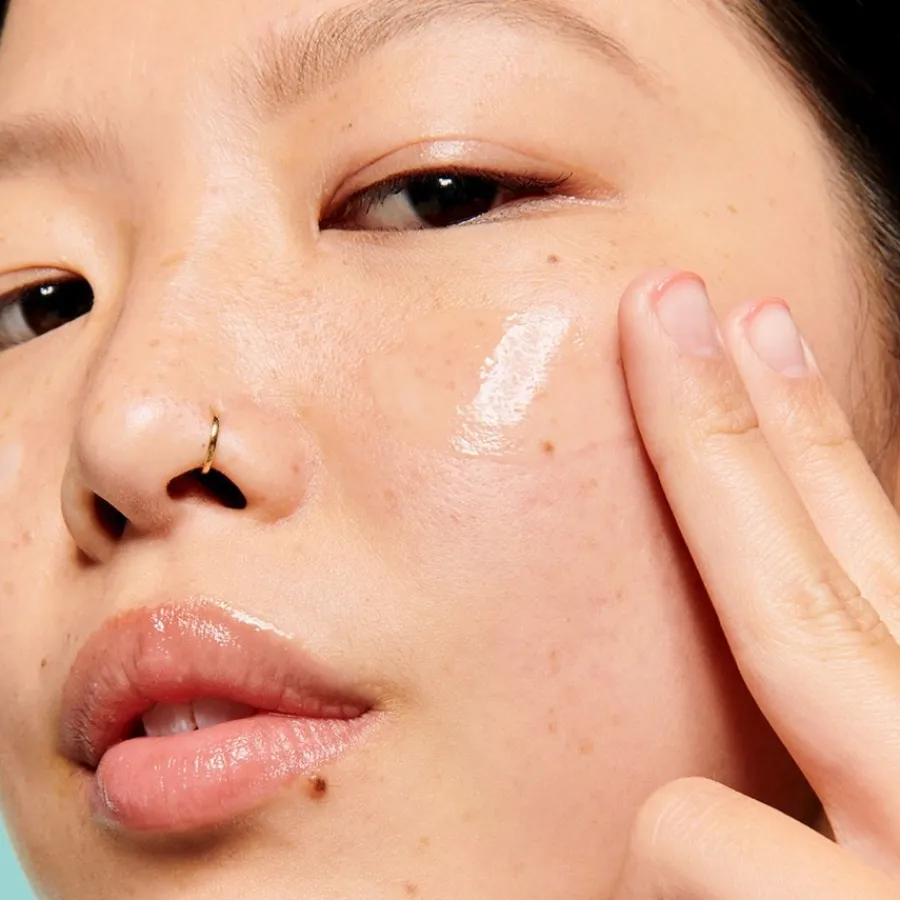 Gezichtscrème^Benefit Smooth Sip - Lichte, verzachtende moisturizer voor poriën