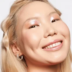 Lippen^Essence The Super Balm Glossy Lip Treatment