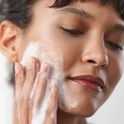 Annemarie Börlind|Reiniging^ANNEMARIE BÖRLIND Verfrissende reinigingsmousse