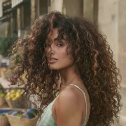 Leave-In Conditioner^Wella Wonder Balm