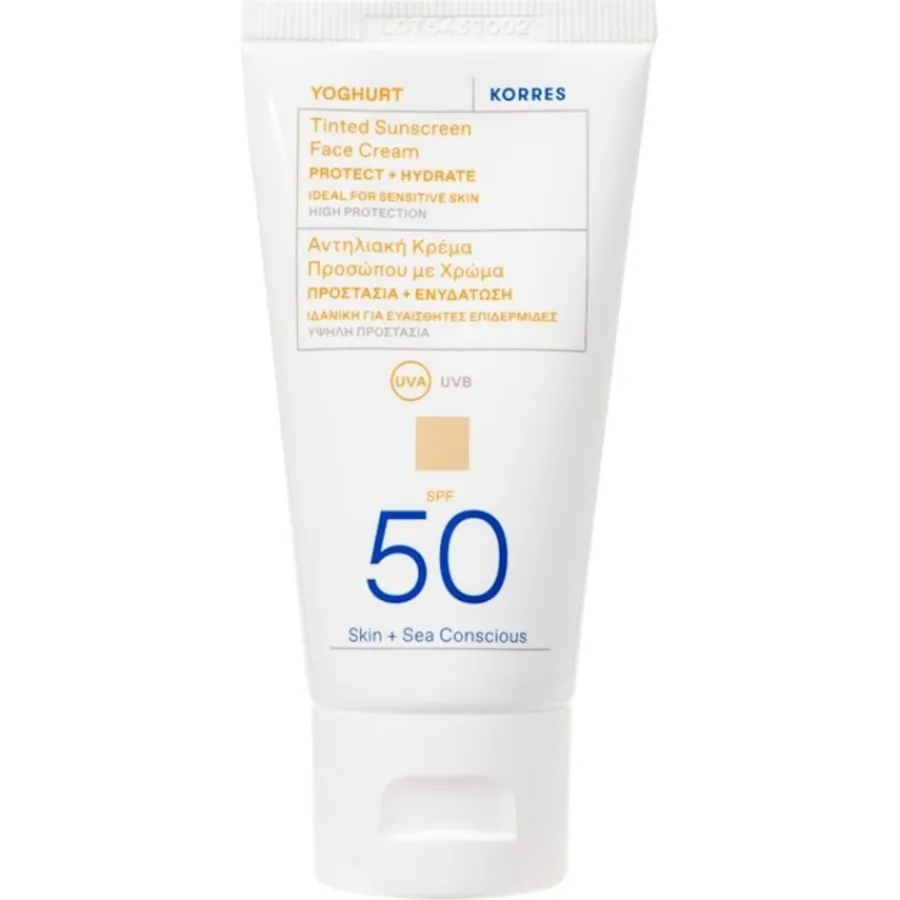 Zonnebrandcrème^Korres Yoghurt getinte zonnecrème voor het gezicht SPF50