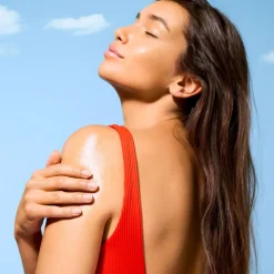 Zonneproducten^Nuxe Zonnebrandolie SPF10